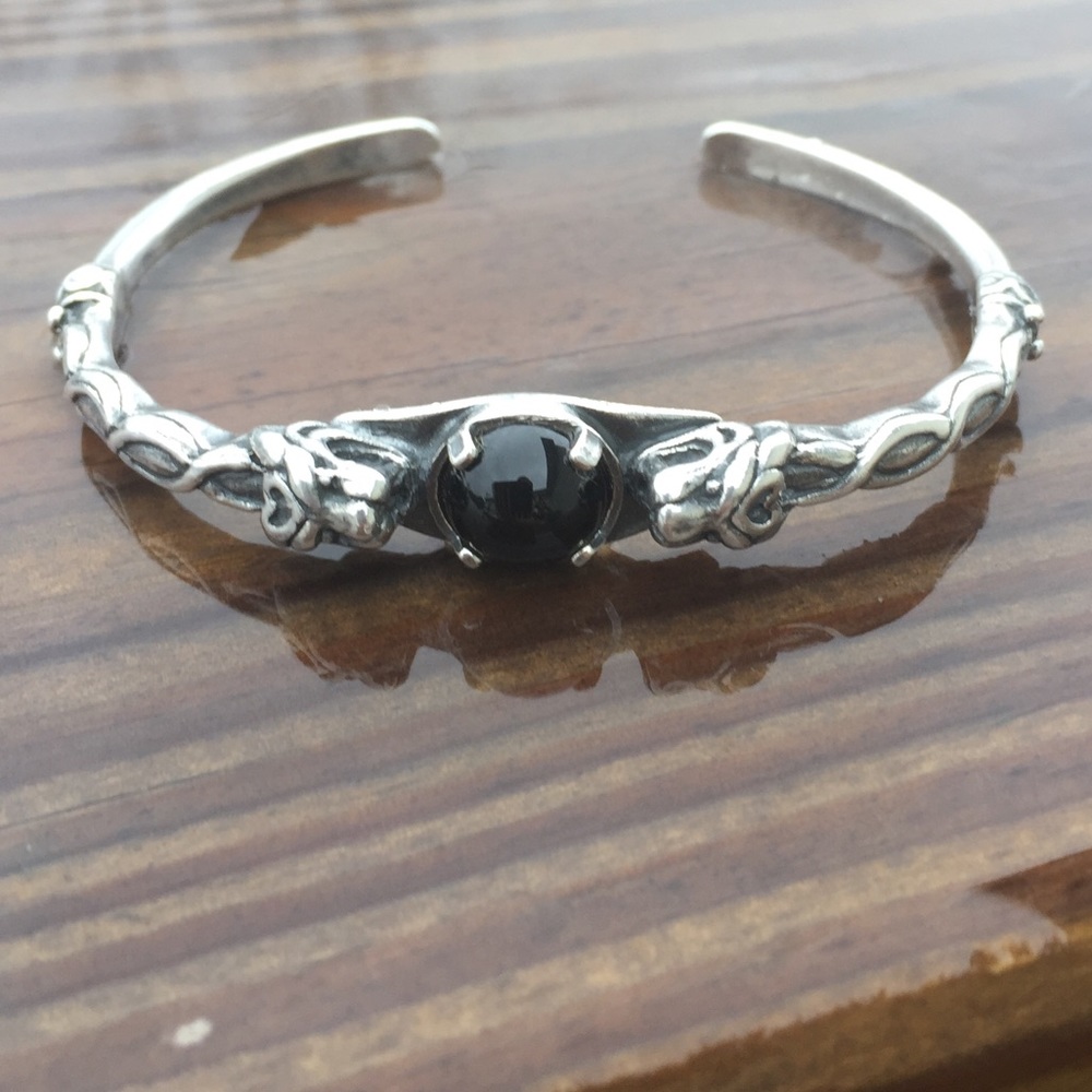 Lion Cuff Bracelet .925 Sterling Silver w/ genuine Black Onyx gem made in USA - Picture 1 of 8